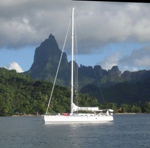 fiji-1_at anchor in moorea